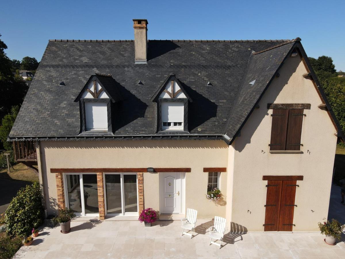 Chambres d'hôtes Le Bignon Villaines-la-Juhel Exterior foto